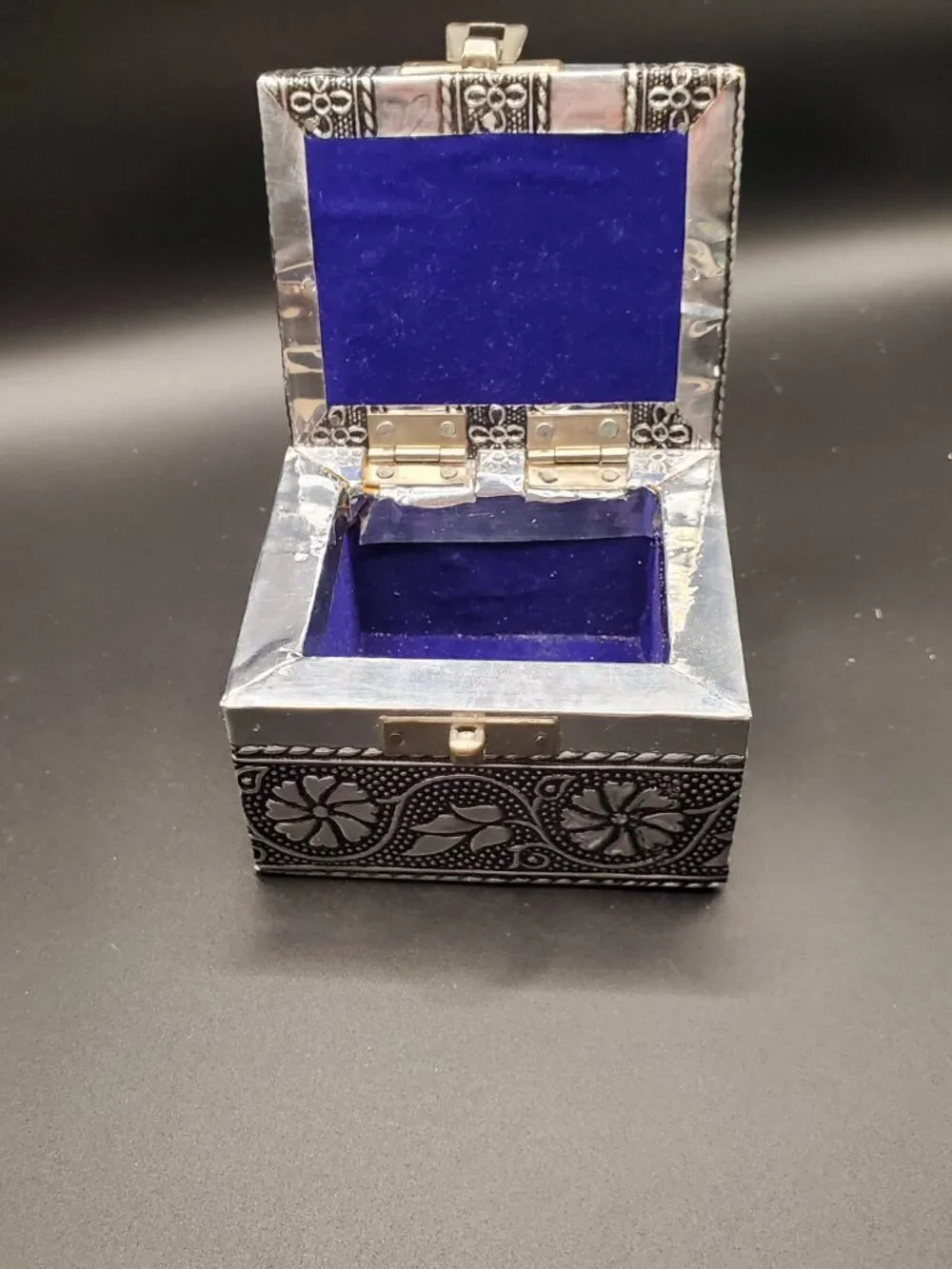 Silver-Tone Embossed Trinket Box